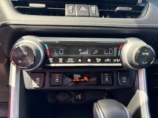 2024 Toyota RAV4 XLE Premium - Photo 25