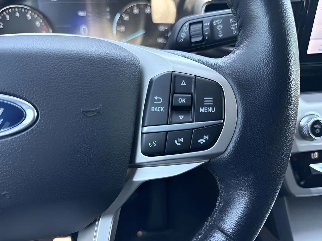 Used 2021 Gray Ford XLT image 16