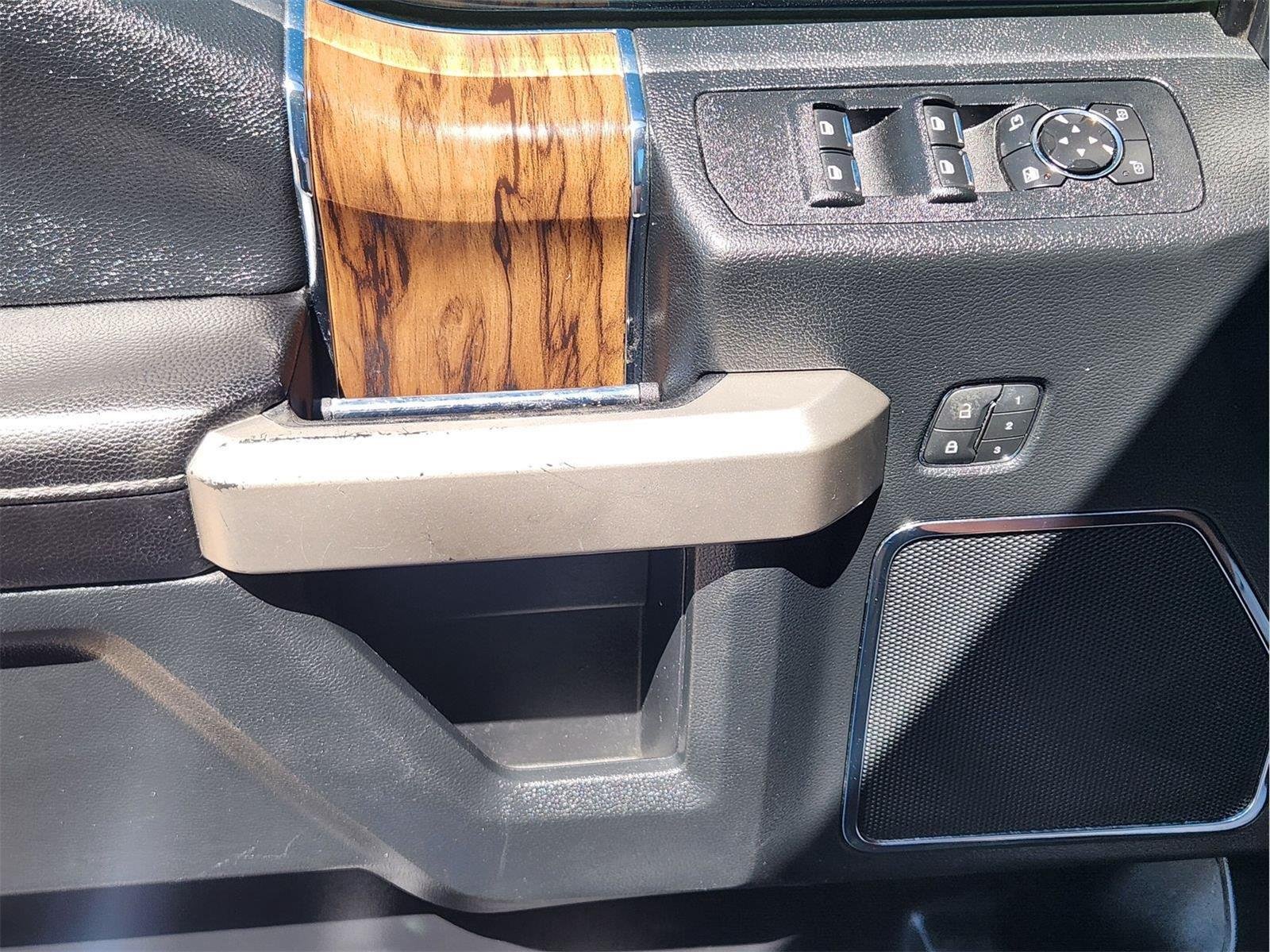 Used 2020 Magnetic FORD Lariat image 22