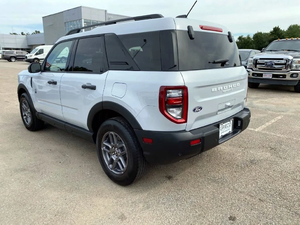 Used 2026 White Metallic Ford Big Bend image 6