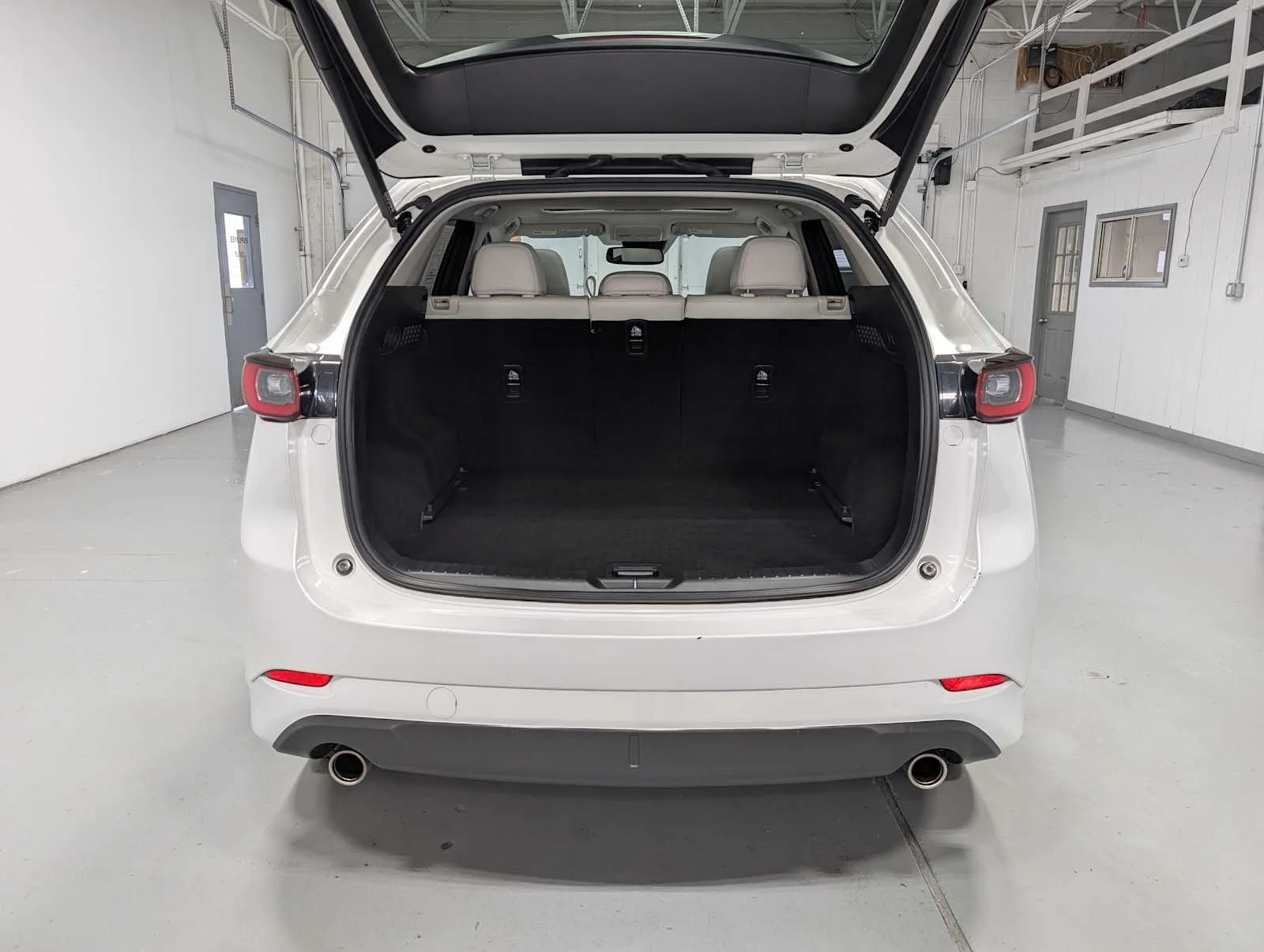 Certified Used 2024 Rhodium White Metallic Mazda 2.5 S Premium Package image 39