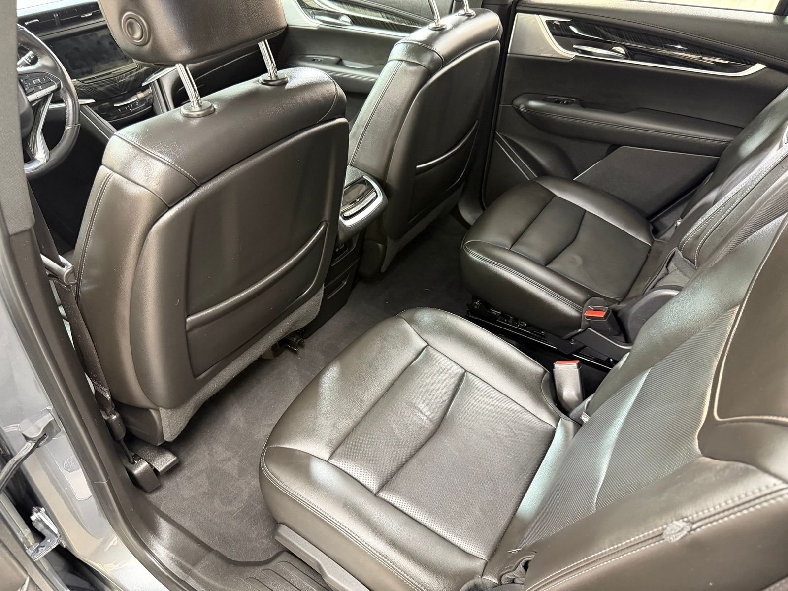 Used 2021 Gray Cadillac Premium Luxury image 8