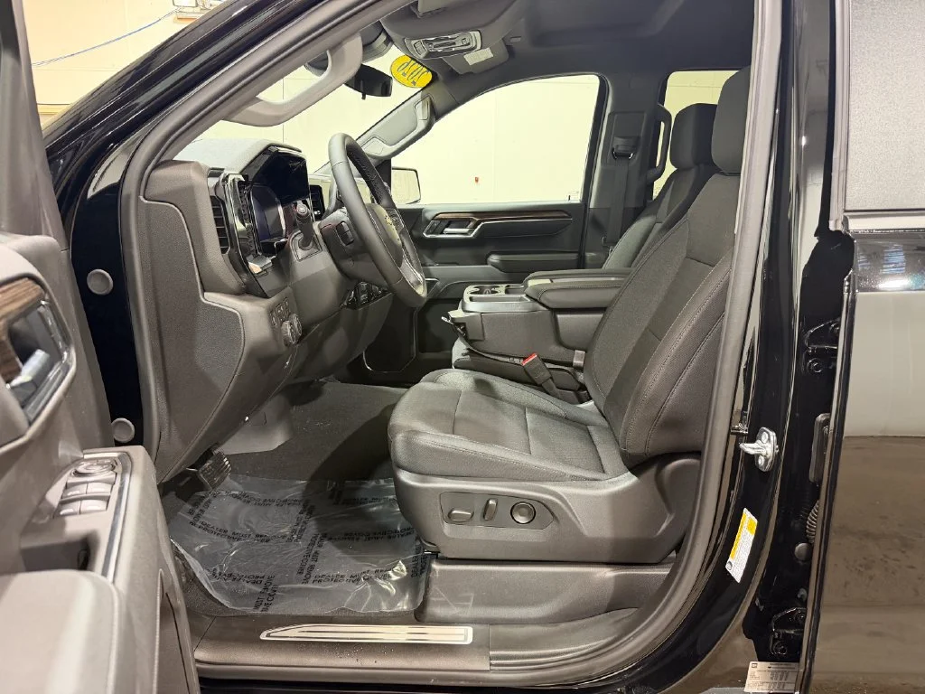 2026 Chevrolet Silverado 1500 LT - Photo 25