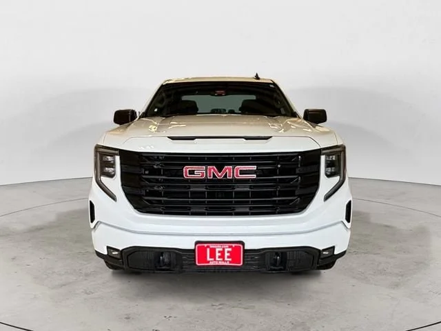 Used 2024 Summit White GMC Elevation image 9