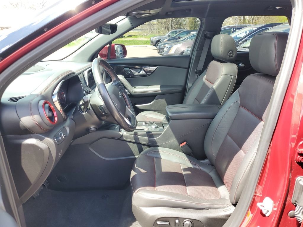 Used 2020 Red Chevrolet RS image 11