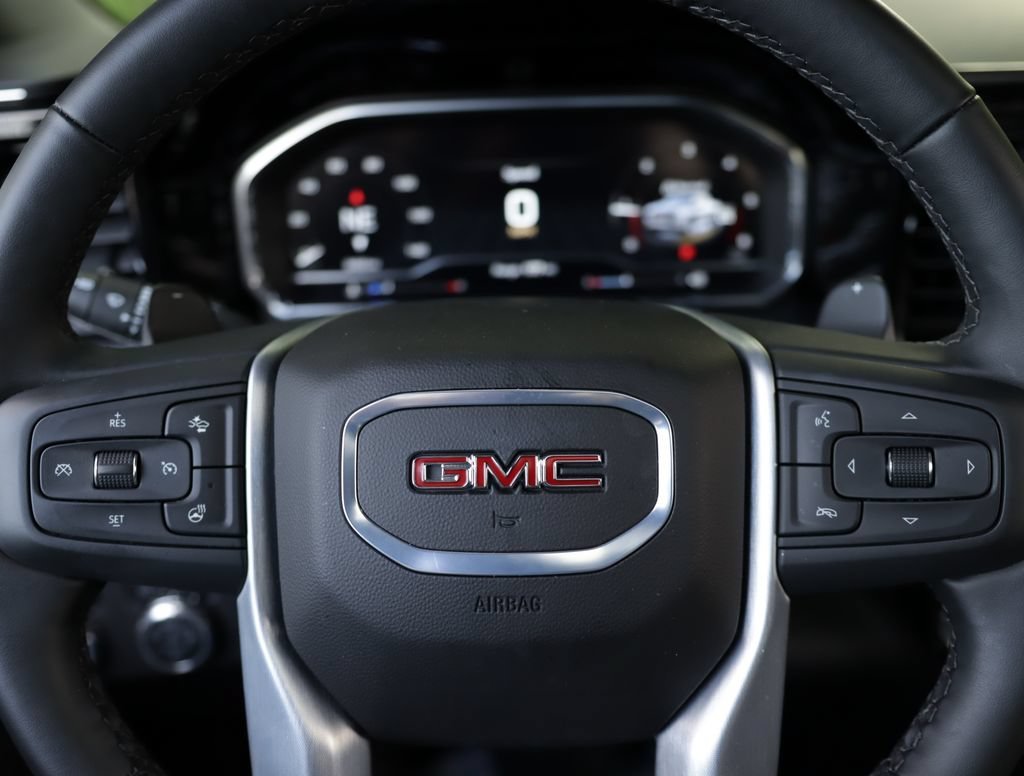 Used 2025 Summit White GMC Elevation image 11