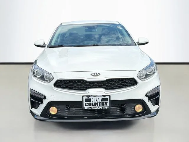 Used 2021 White Kia LXS image 2