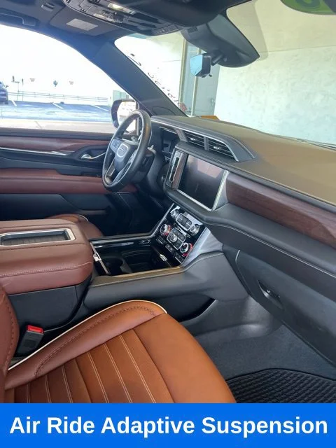 Used 2023 ONYX BLACK GMC Denali Ultimate image 19