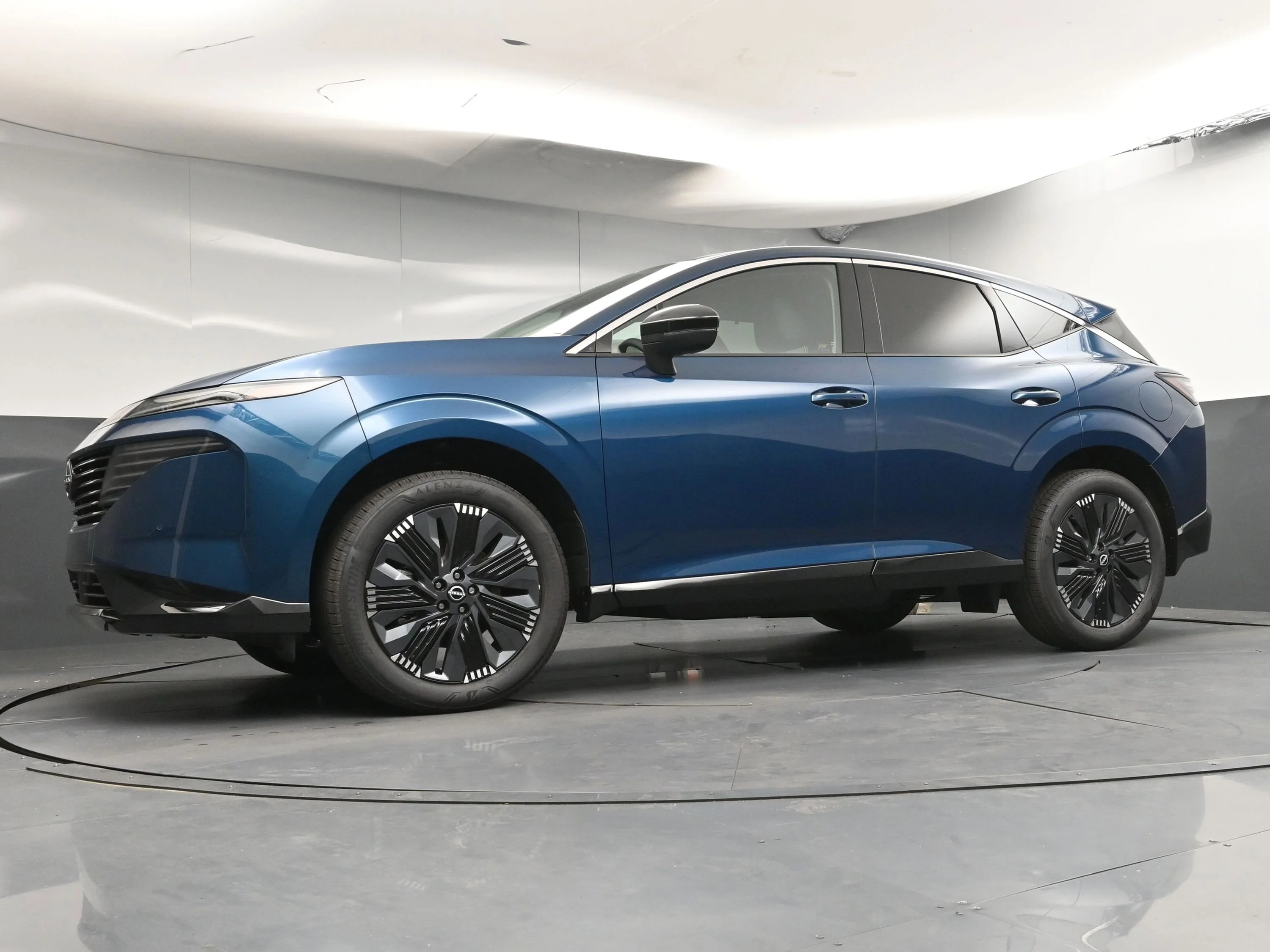 New 2026 Aurora Blue Pearl Metallic Nissan Platinum image 23