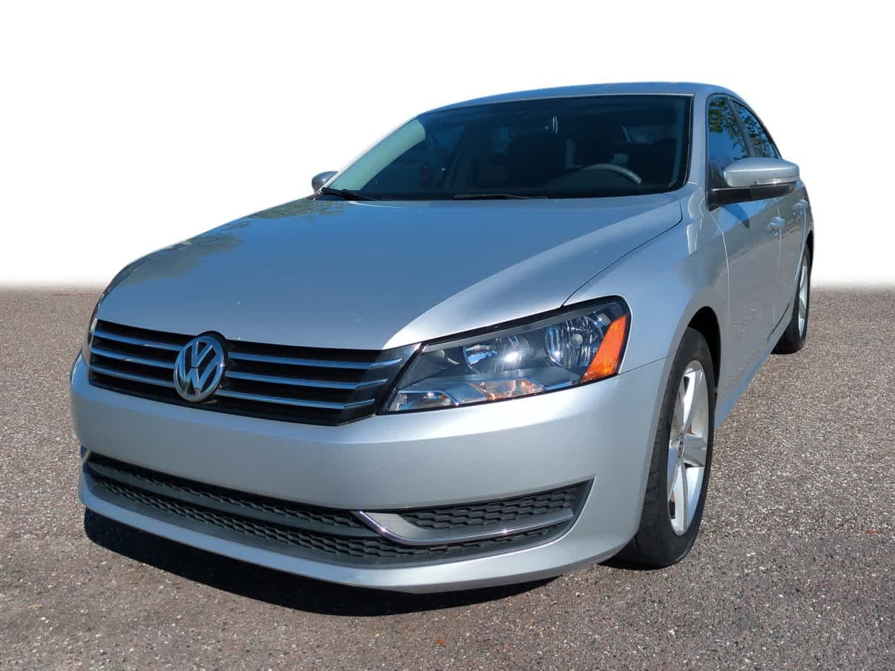 2013 Volkswagen Passat SE