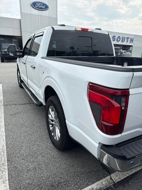 Used 2025 White Ford XLT image 3