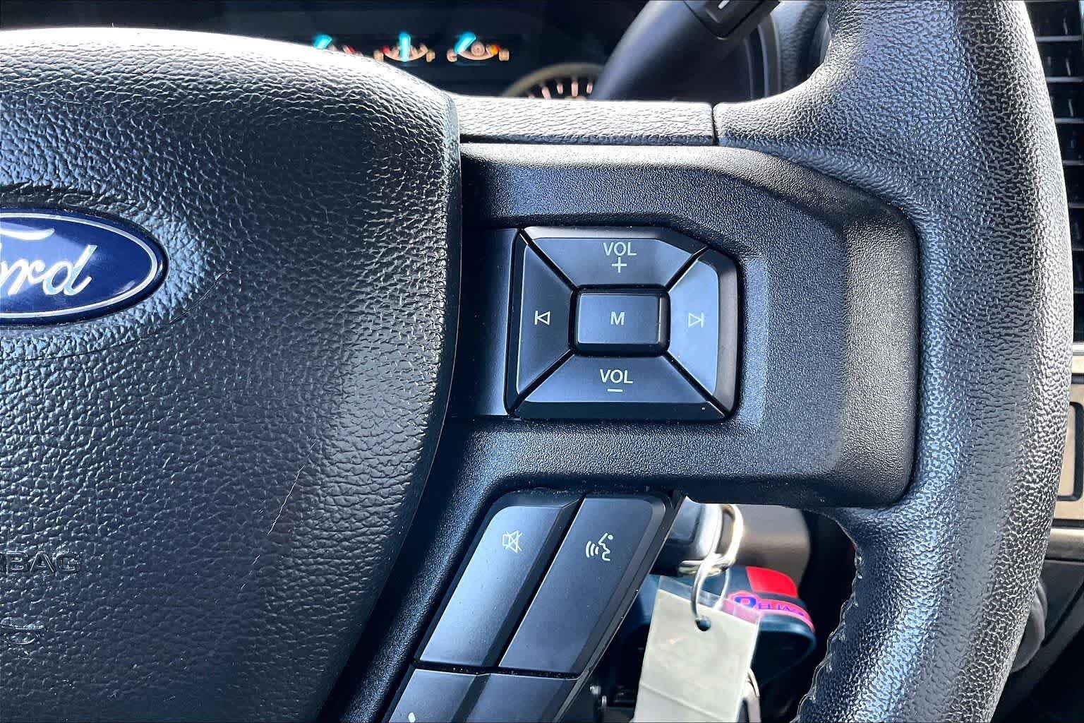 Used 2018 Magnetic Metallic Ford XLT image 23