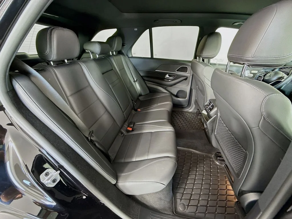 Used 2026 Obsidian Black Metallic Mercedes-Benz GLE 350 image 28