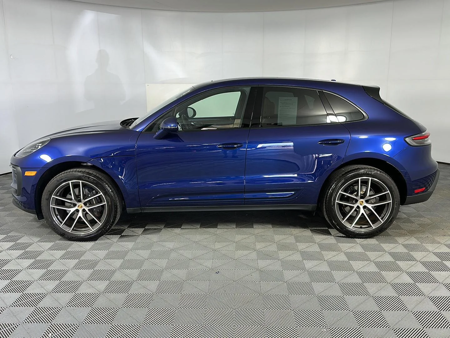 Used 2026 Gentian Blue Metallic Porsche Base image 6