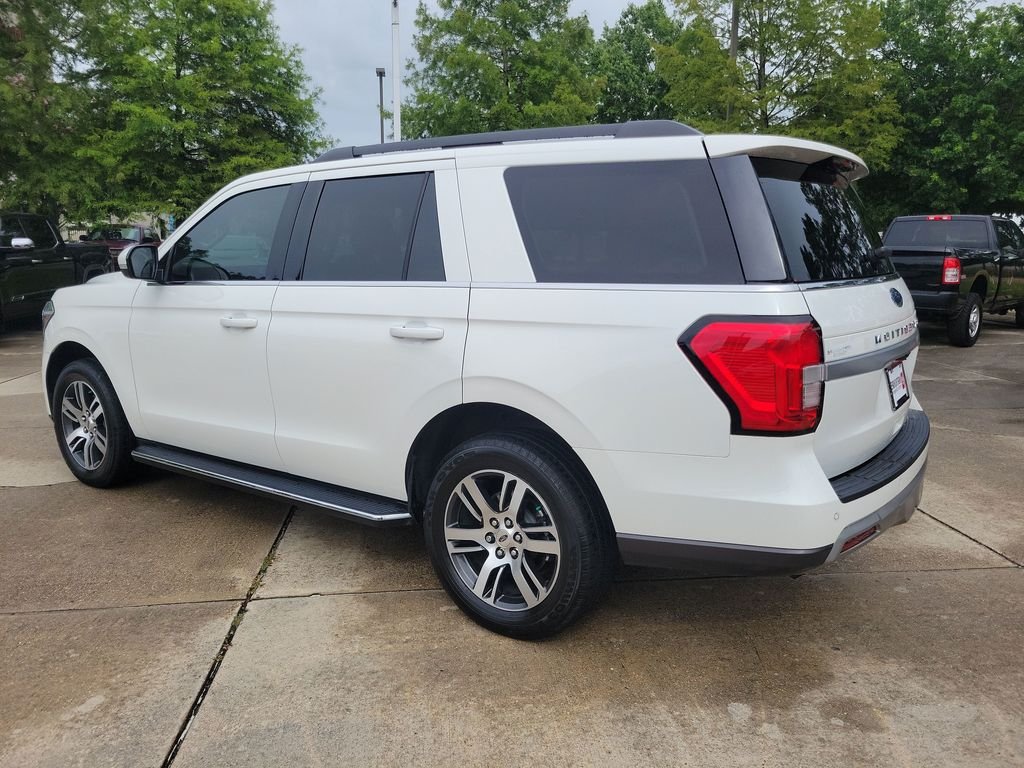 Used 2023 White Ford XLT image 3