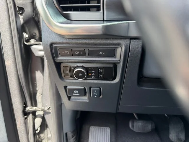 Certified Used 2023 Gray Ford Lariat image 22