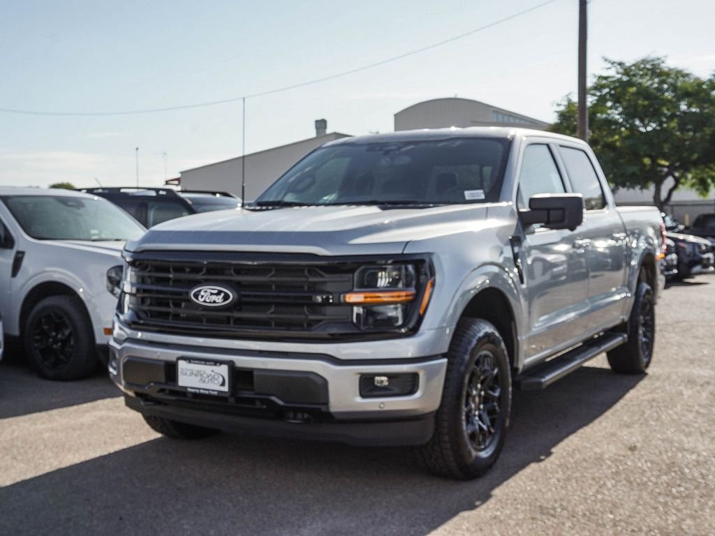 New 2026 Iconic Silver Metallic Ford XLT image 3