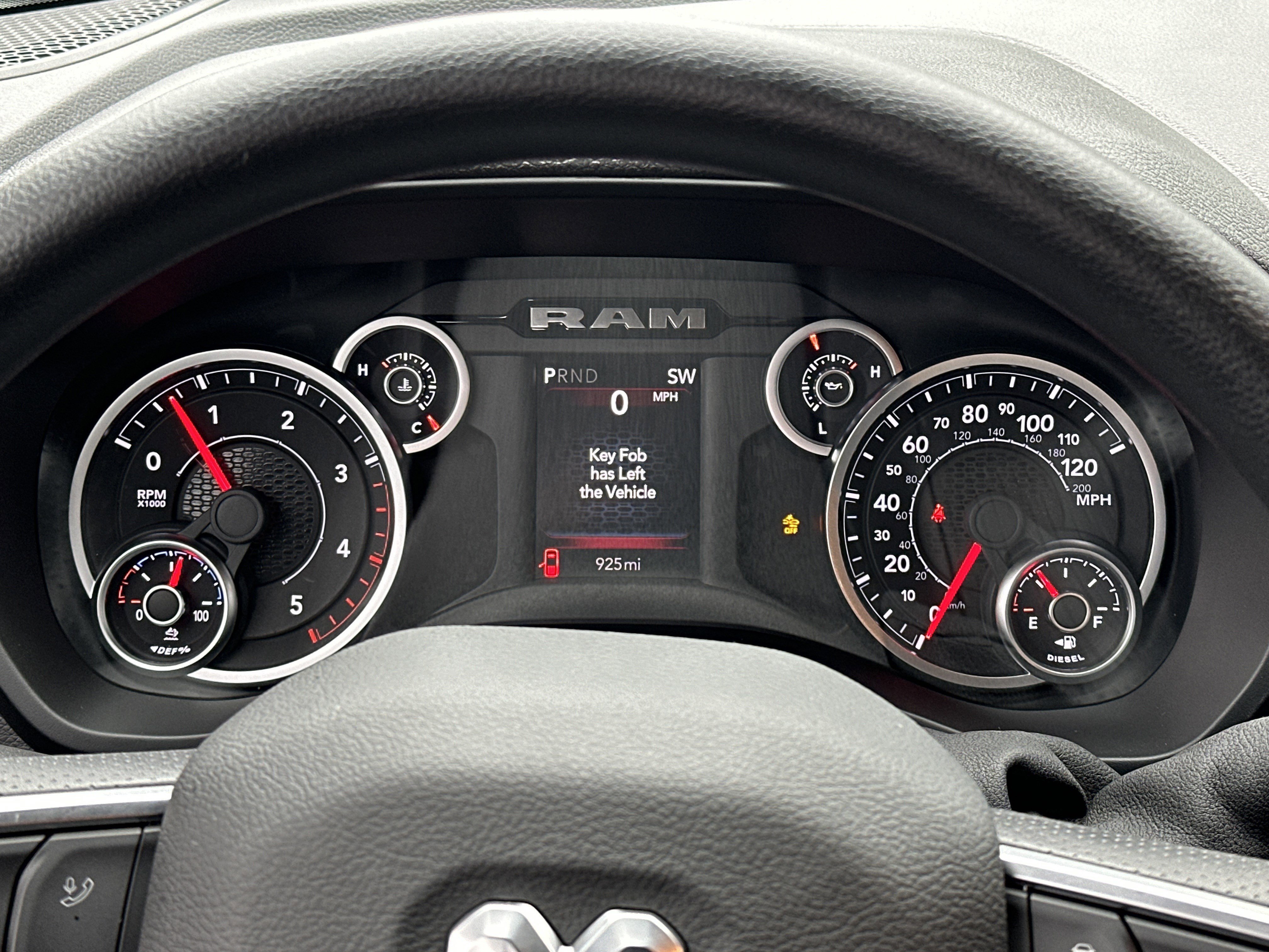 2026 RAM 2500 Tradesman/Black Express - Photo 26