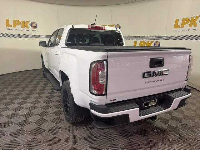 Used 2022 Summit White GMC Elevation image 8