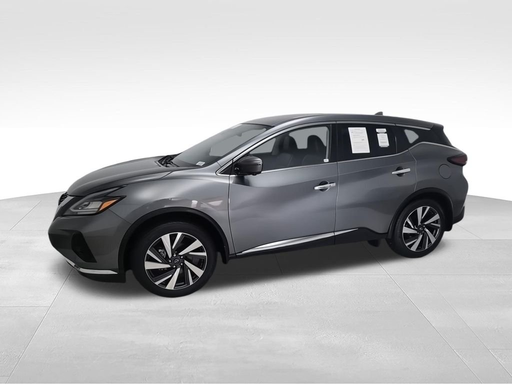 Used 2024 Gray Nissan SL image 7