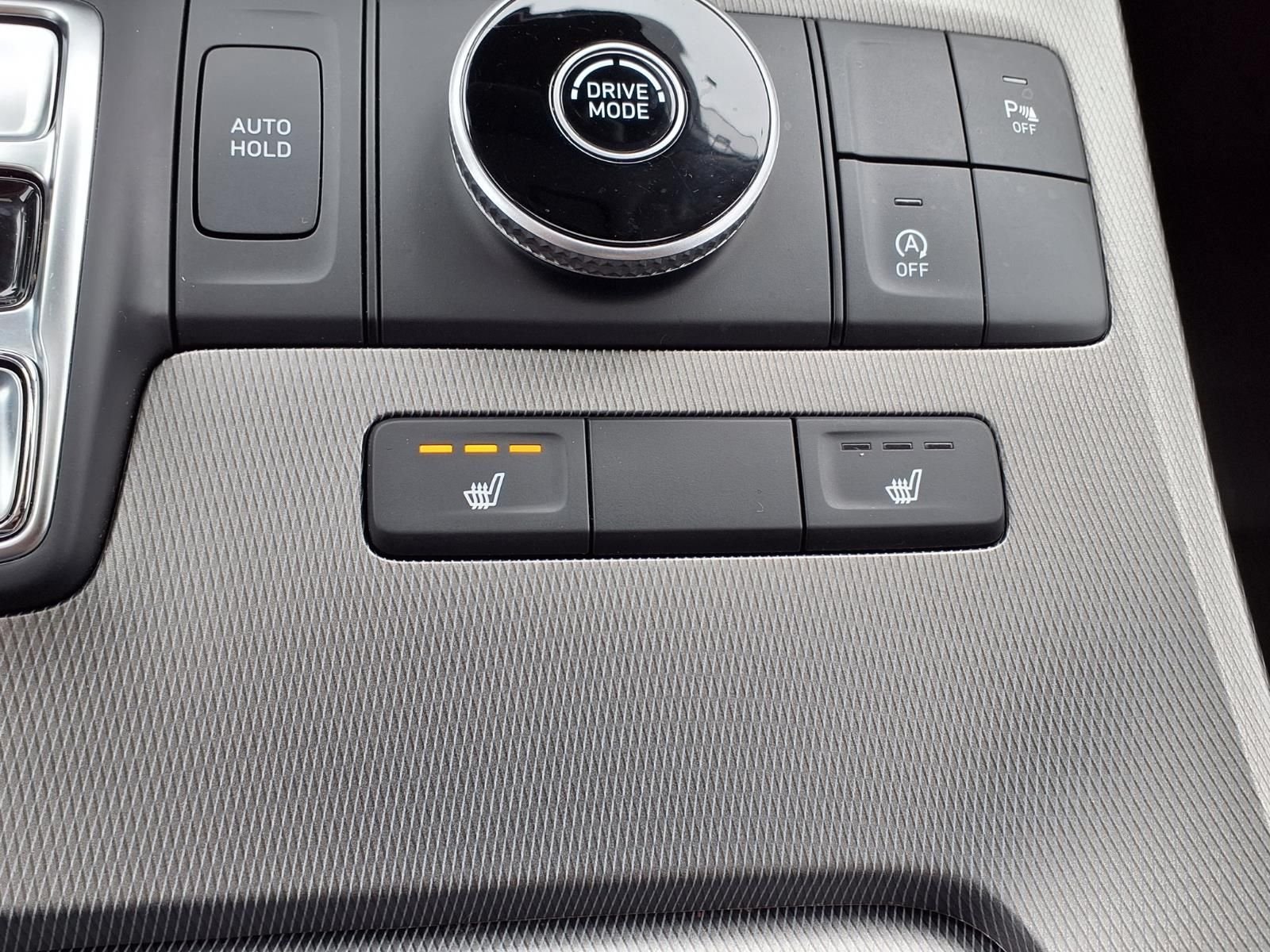 Used 2022 Abyss Black Hyundai SEL image 13