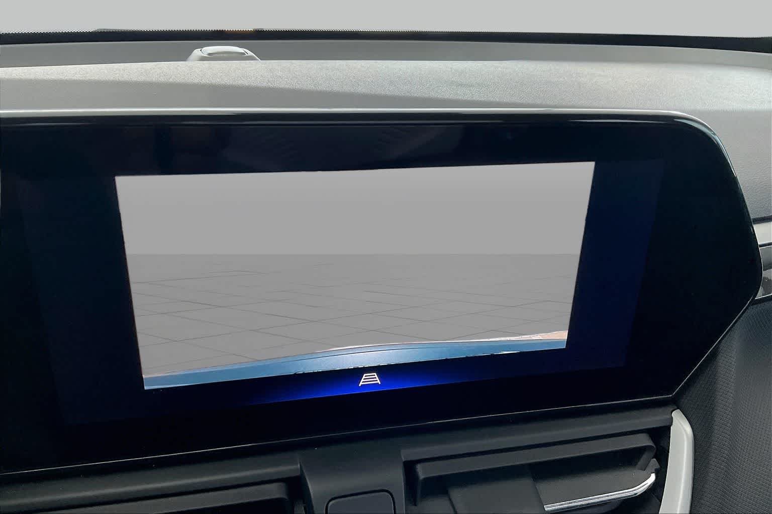 Used 2025 Summit White Chevrolet LS image 25