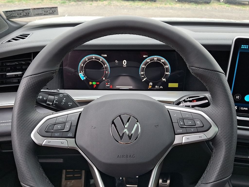 New 2026 White/off-white Volkswagen 2.0T SE R-Line Black image 9