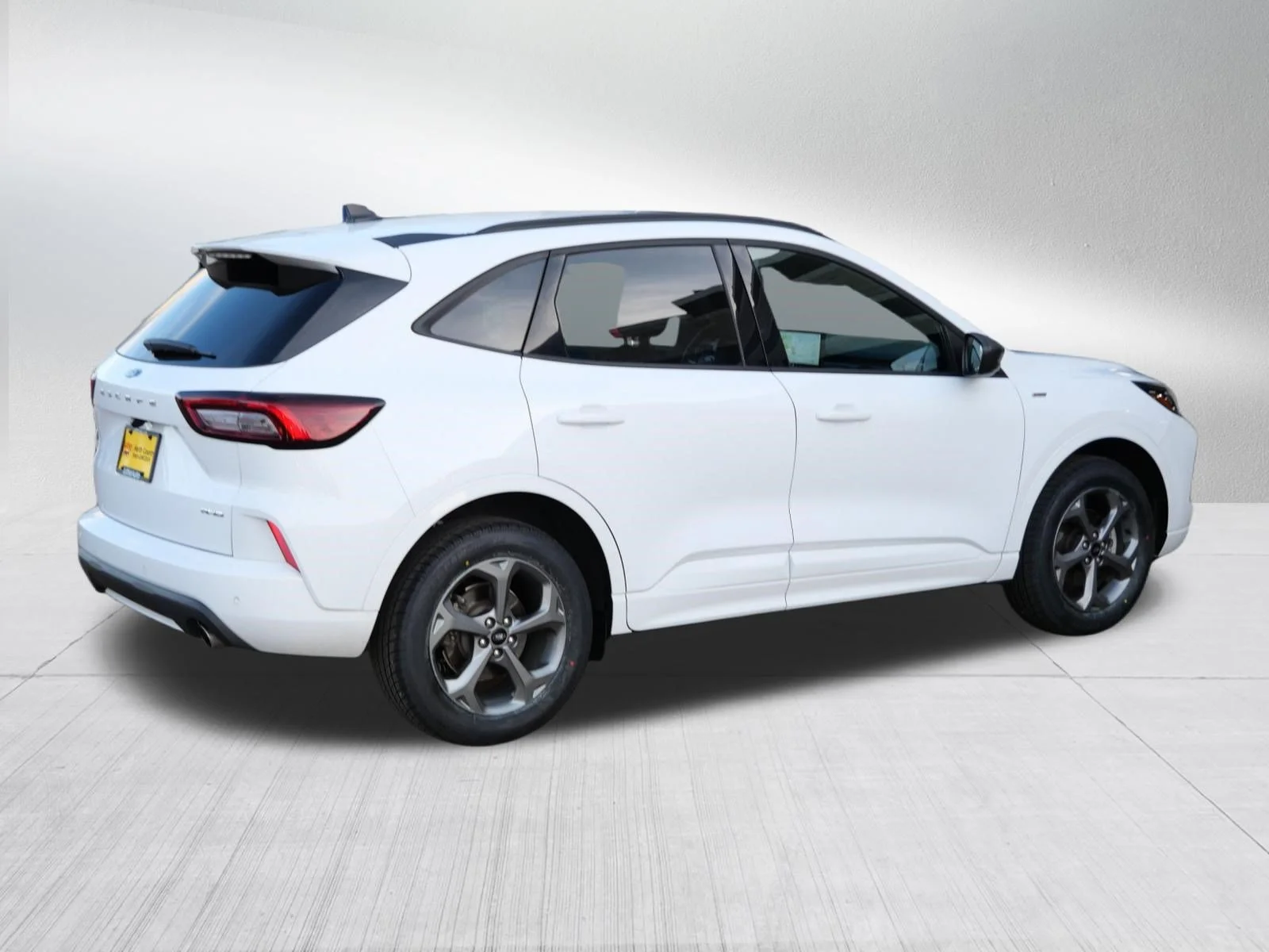 Certified Used 2023 Oxford White Ford ST-Line image 7
