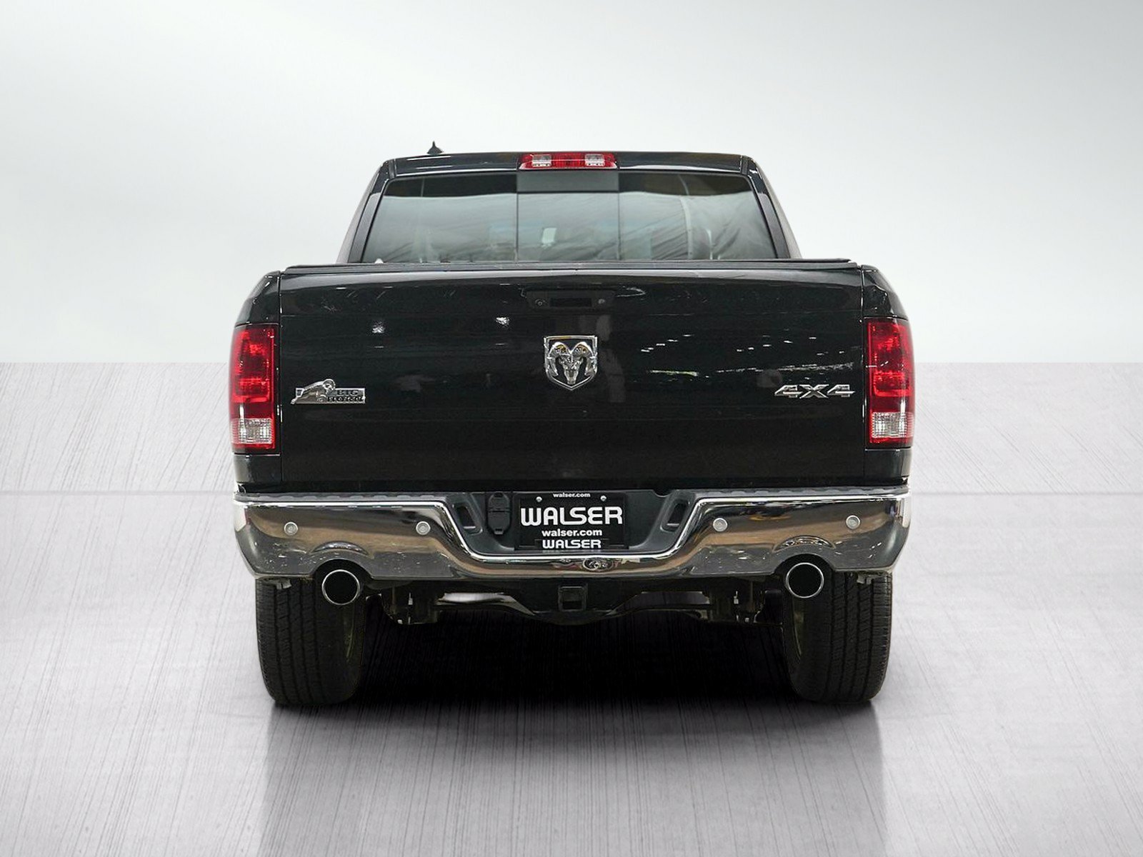 Used 2016 Brilliant Black Crystal Pearlcoat Ram Big Horn image 4