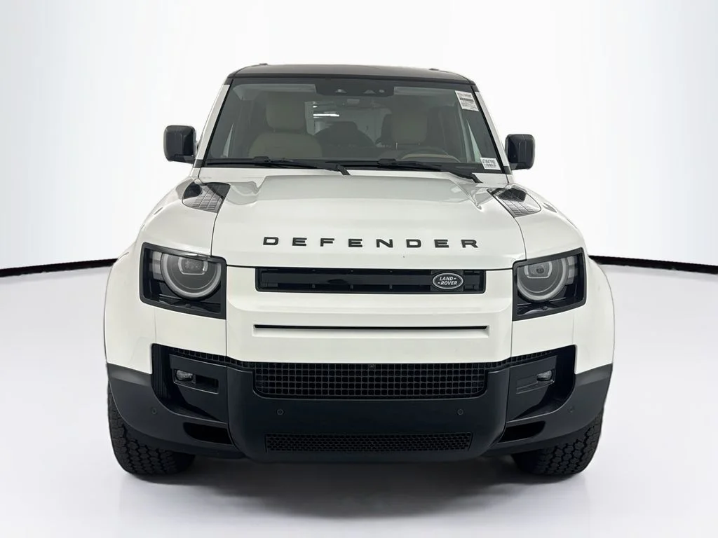 New 2026 Fuji White Land Rover S image 2