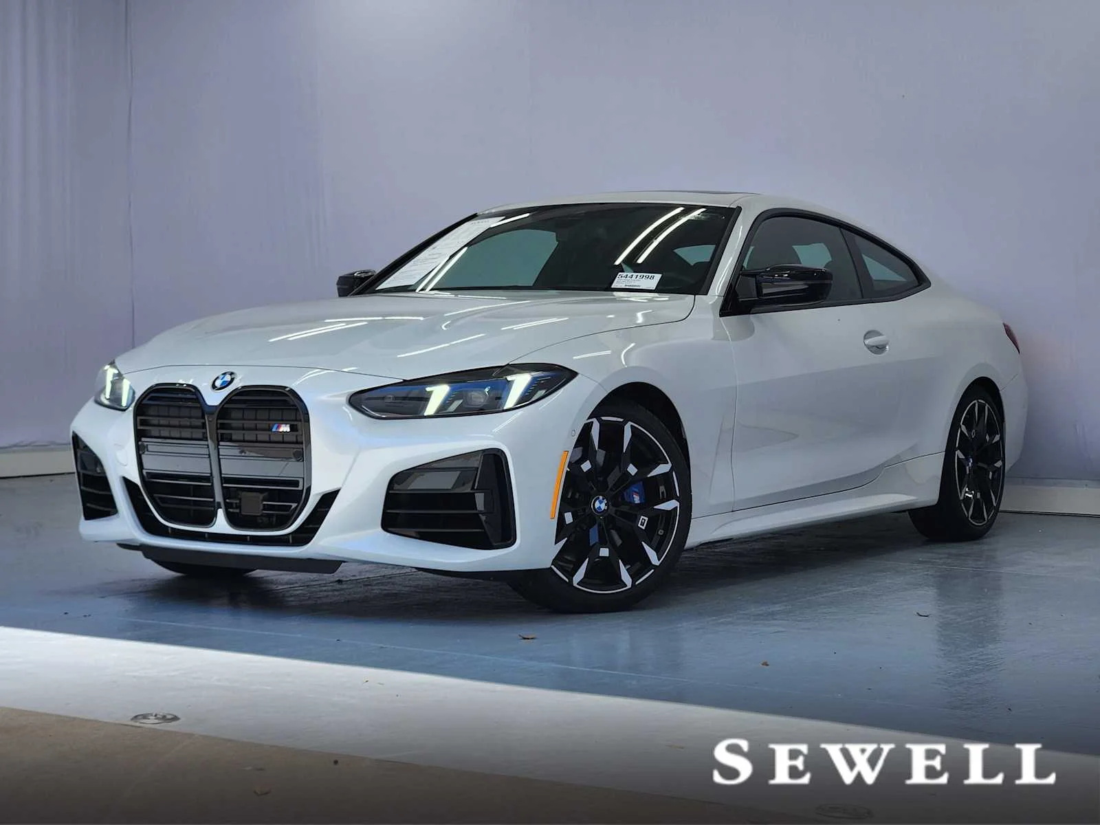 2026 BMW 4 Series M440i Coupe's photo