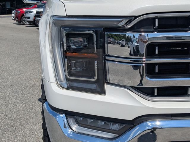 Used 2023 White Metallic Ford Lariat image 10