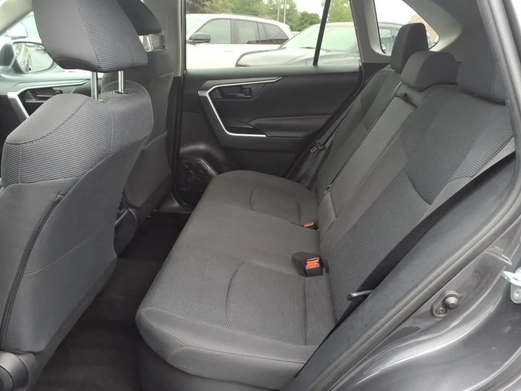 Used 2019 Gray Toyota LE image 9