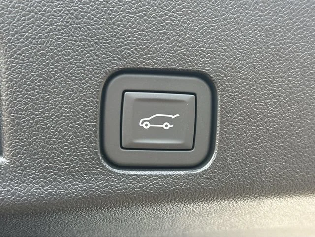 New 2026 Summit White Buick Preferred image 13