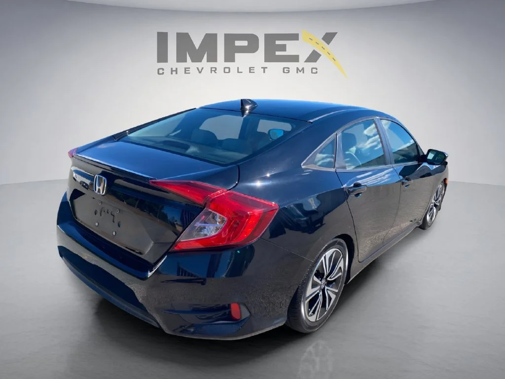 Used 2016 Black Honda EX-T image 5