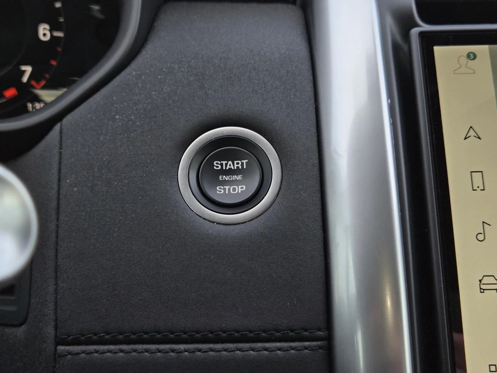 Certified Used 2025 Santorini Black Metallic Land Rover S image 13