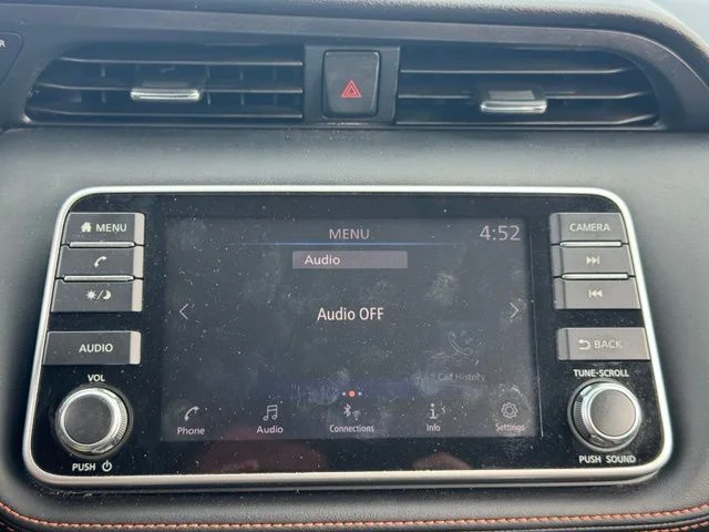 Used 2019 Red Nissan SR image 22