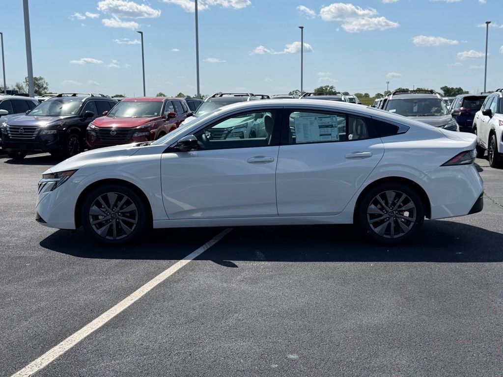 New 2026 Aspen White TriCoat Nissan SL image 7