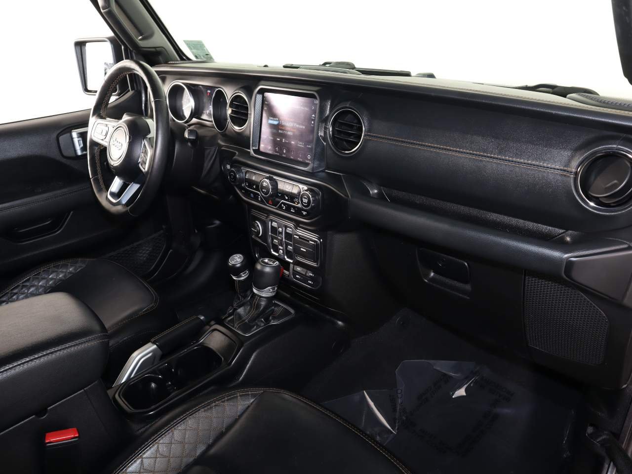 Used 2021 Gray Jeep Sahara 4xe image 15