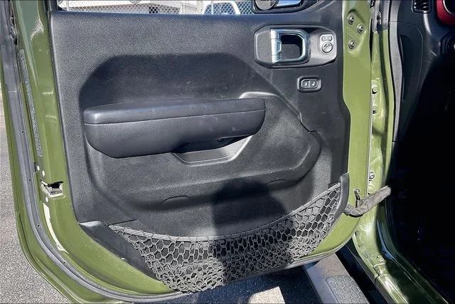 Used 2021 Green Jeep Rubicon image 18