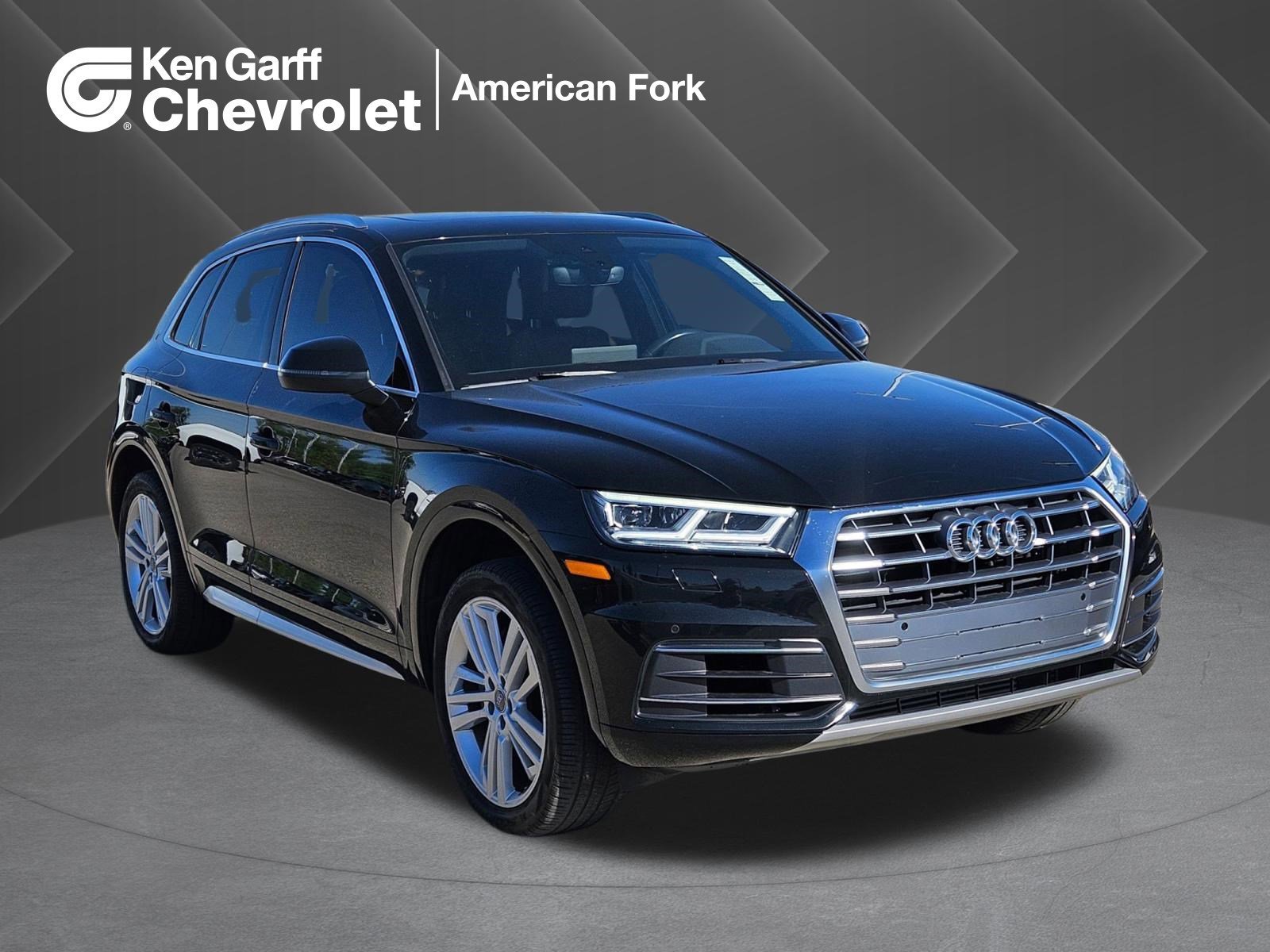 2018 Audi Q5 2.0T quattro S tronic Premium Plus's photo