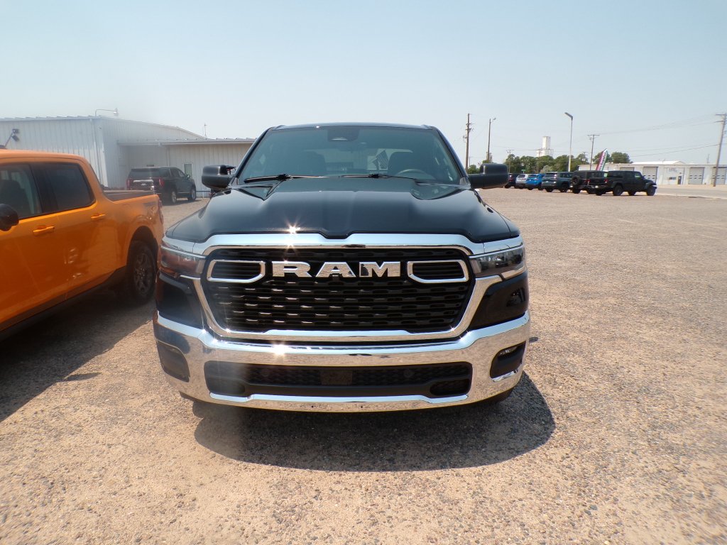 New 2026 Diamond Black Crystal Pearl-Coat Exterior Paint RAM Big Horn image 2