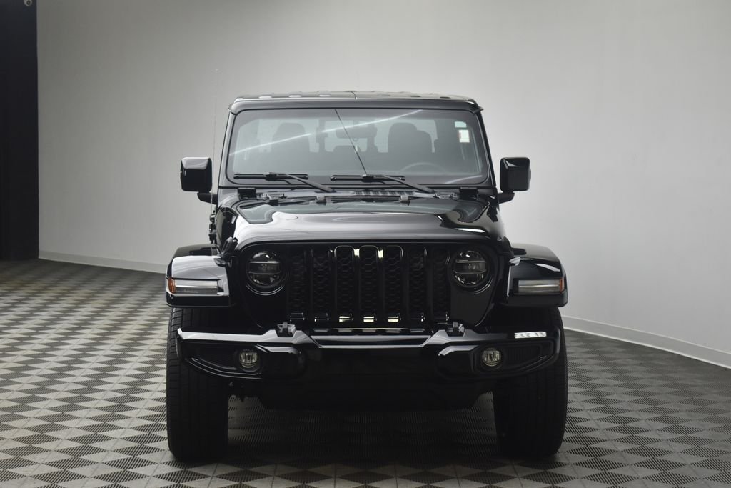Certified Used 2021 Black Clearcoat Jeep Overland image 19