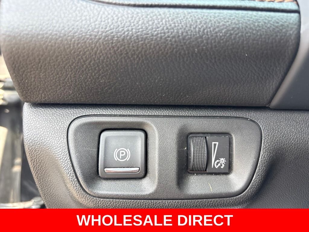 Used 2020 Carbon Black Metallic GMC AT4 image 15