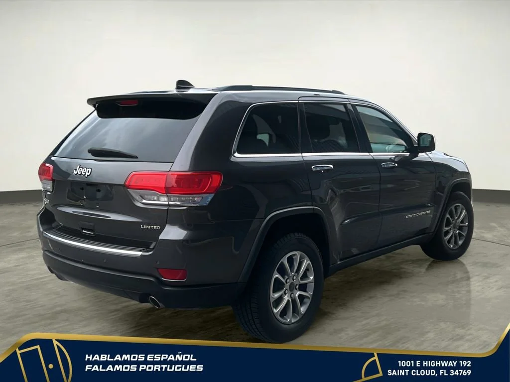 Used 2015  Jeep Limited image 6
