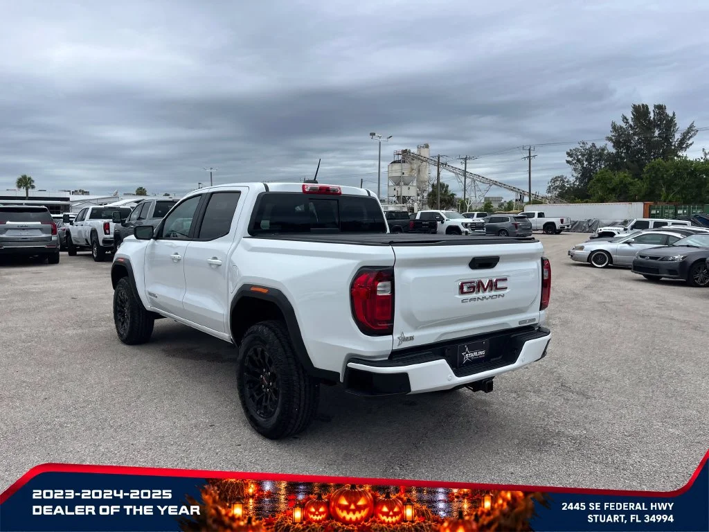 New 2026 Summit White GMC Elevation image 5