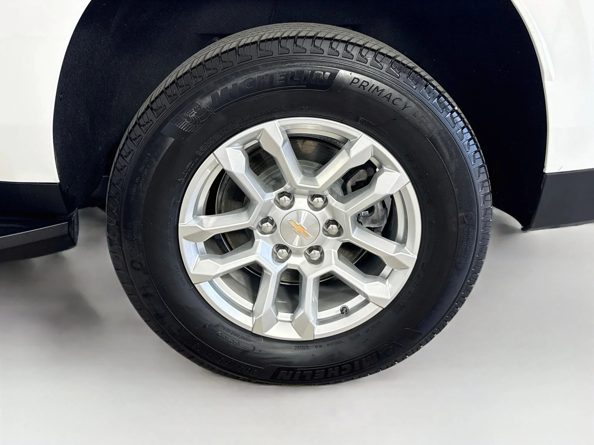 Used 2026 Summit White Chevrolet LS image 33