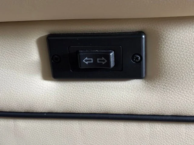 Used 2021 Black Mercedes-Benz Midwest Automotive Luxe Cruiser image 57