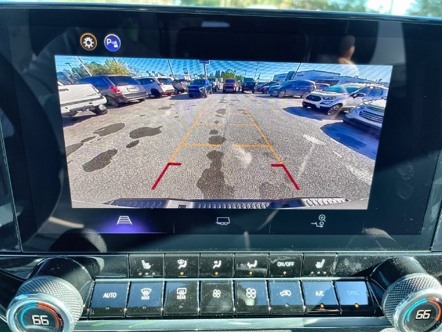 2026 Chevrolet Colorado photo 25 of 35