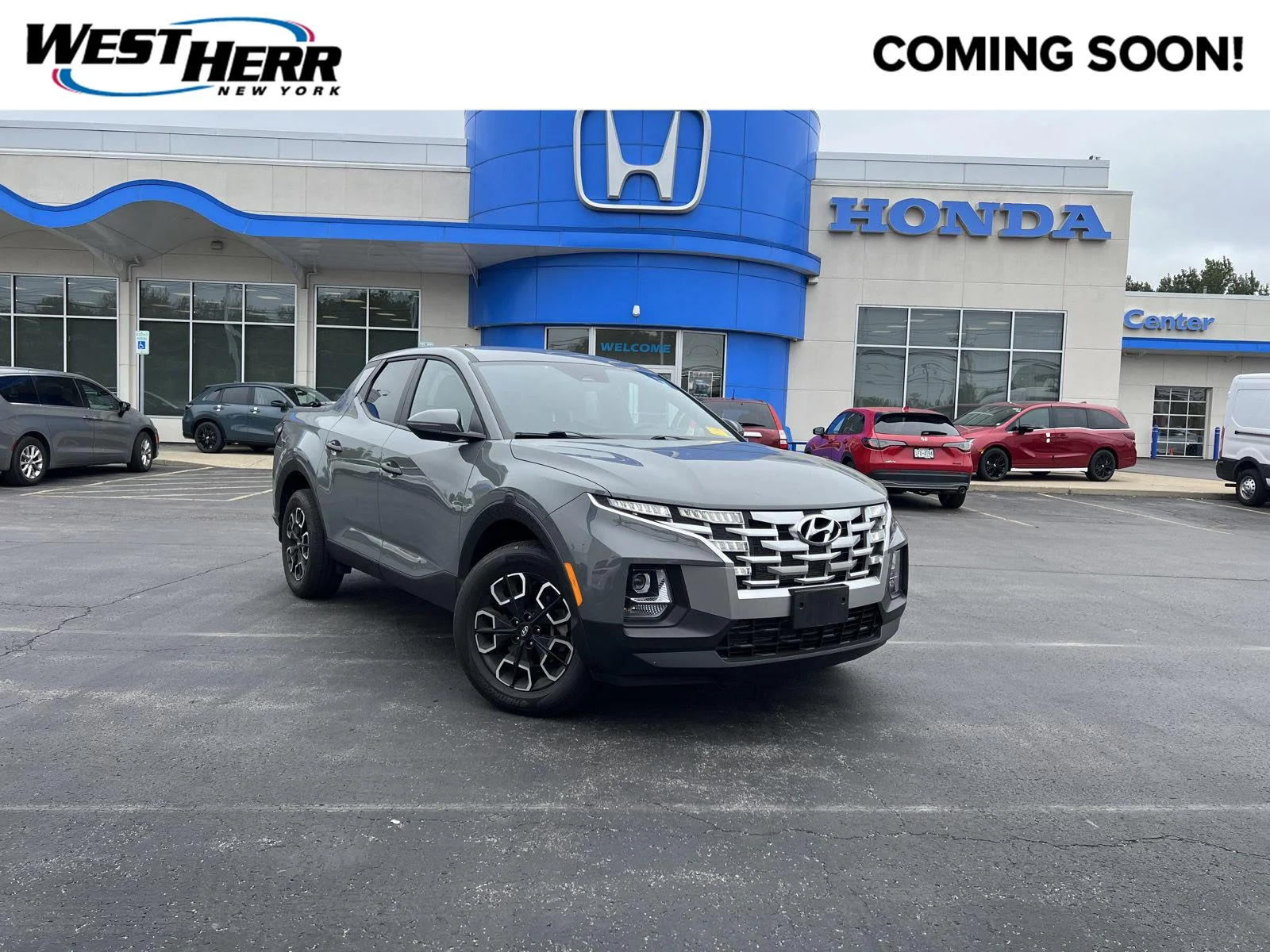 Used 2023 Hampton Gray Hyundai SEL image 1